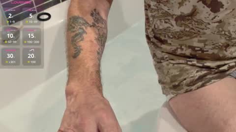 showofjay online show from September 25, 11:01 pm