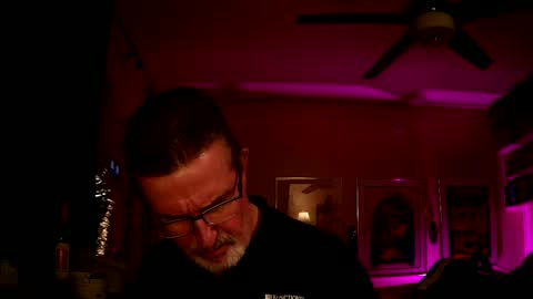 shrewtamer online show from September 23, 2:49 am