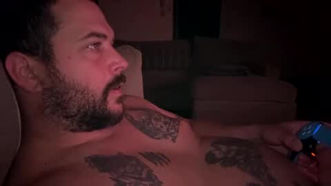 Snapshot of shubby420 chatting on September 19, 3:43 am YeahBoi420 online show from September 19, 3:43 am