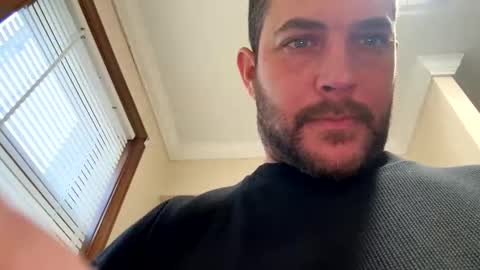 Snapshot of shubby420 chatting on February 1, 1:41 pm YeahBoi420 online show from February 1, 1:41 pm