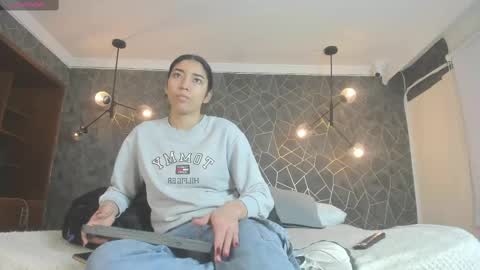 Snapshot of shumy_angels chatting on October 26, 4:57 am ZUMY ANGELS online show from October 26, 4:57 am