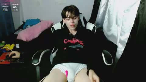 Shun White online show from January 15, 6:33 am