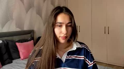 Mika online show from March 10, 4:39 am