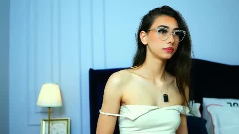 shy_eveline online show from June 24, 5:03 am
