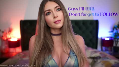 Jane online show from December 18, 3:33 pm