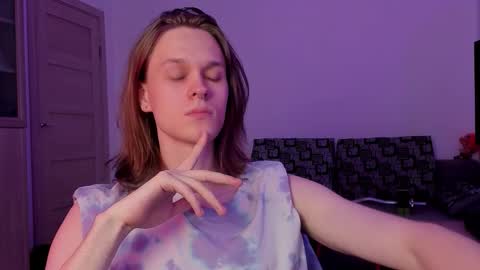 Mark online show from October 9, 11:37 am