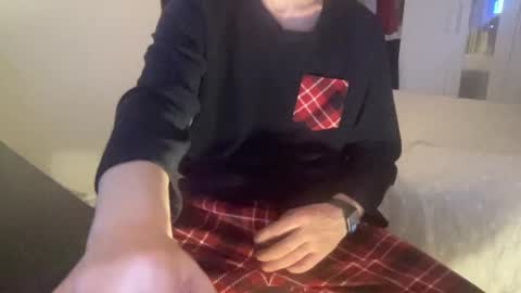 Snapshot of shyboy0533 chatting on November 1, 8:52 pm shyboy0533 online show from November 1, 8:52 pm