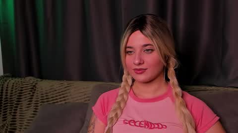 Mary online show from October 10, 10:03 pm