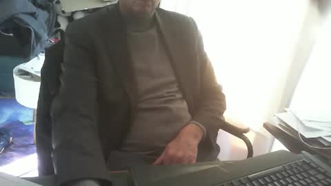 shyfrenchcock online show from March 16, 8:29 am