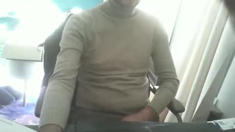 shyfrenchcock online show from January 17, 11:27 am