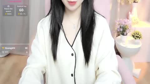 nana online show from June 21, 9:27 am