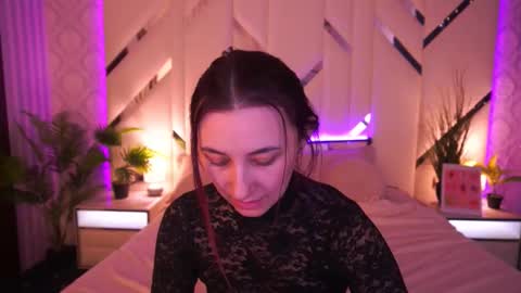 shyy_jany online show from March 6, 7:40 am