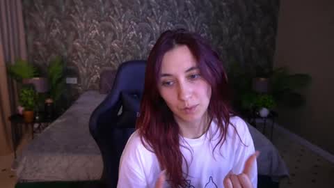 shyy_jany online show from May 22, 1:07 pm