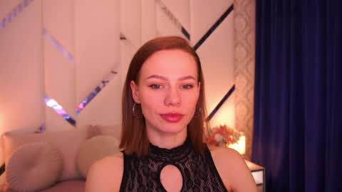 shyysiren online show from April 8, 1:36 pm