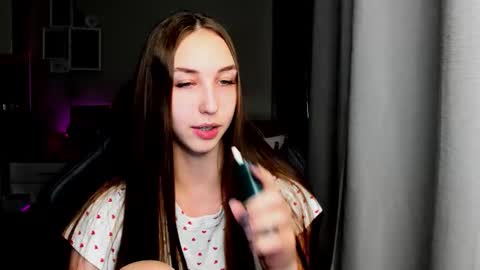 SIA online show from November 9, 3:54 am