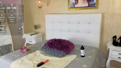 Sia online show from June 20, 11:49 am