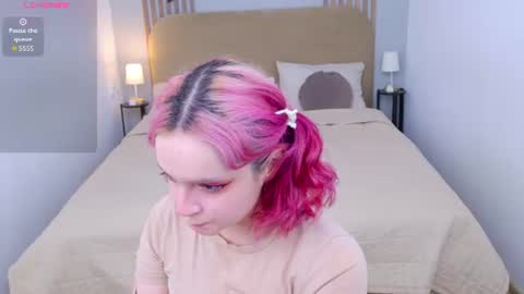 sidney_blair online show from July 9, 9:35 am