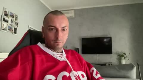 sidvicious23cm online show from October 27, 10:26 am