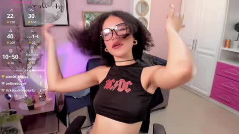 Vaiolet online show from February 5, 3:59 pm