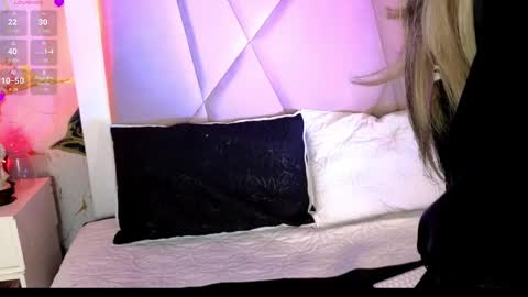 Sienna Desieree online show from April 1, 1:41 pm