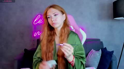 Sienna online show from June 29, 9:17 am