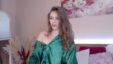 sienna_voss online show from May 30, 9:13 pm