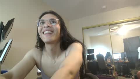 Nicole Zelaya Ferrati  Niky Ferrati online show from February 10, 10:40 pm