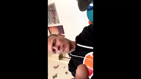 R online show from March 4, 8:33 am