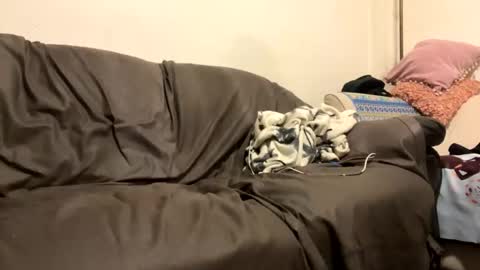 R online show from March 1, 12:37 am