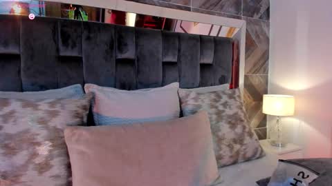    online show from October 2, 11:58 pm