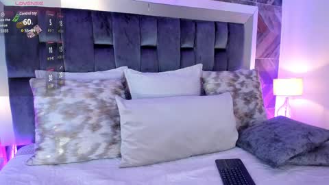    online show from March 10, 11:45 am