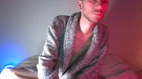 siiimon777 online show from March 21, 6:19 am