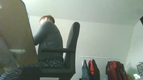 silent_control93 online show from February 19, 11:31 am