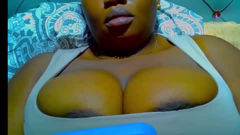 Snapshot of silky_caramel chatting on October 12, 1:26 pm Caramel online show from October 12, 1:26 pm