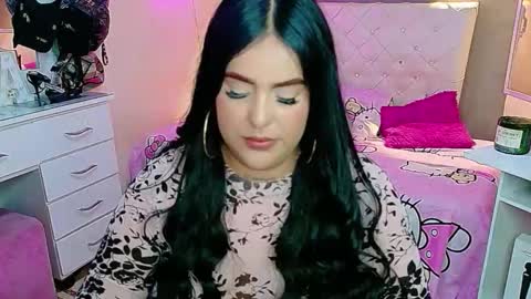 Silvana cruzzz online show from June 3, 3:50 pm