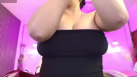 SIlvana  online show from February 25, 1:04 pm