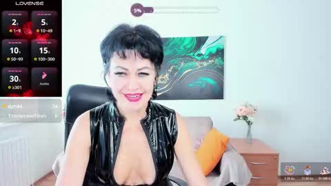 Silvia Wallec online show from October 25, 6:35 am