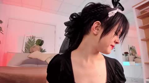 Wendy help me get get 69 likes  online show from October 26, 7:31 am