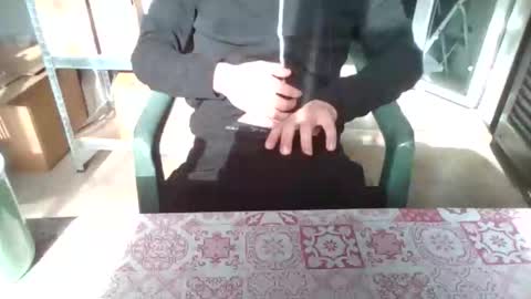 simoninside25 online show from November 16, 9:33 am