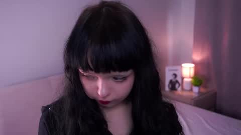 Flora online show from March 31, 8:04 am