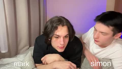 Simon online show from March 2, 8:15 pm