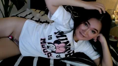 Adrianna Fowler online show from May 24, 5:03 am