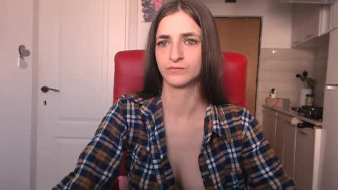 simyhvn online show from March 11, 6:38 am