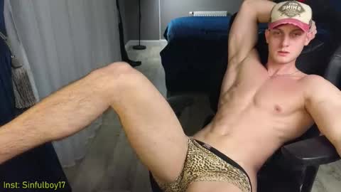 Richard online show from December 18, 4:57 pm