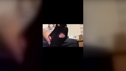 sinfulamazon online show from December 1, 6:33 am