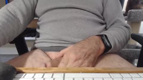 SingleMaleCA online show from January 7, 6:02 pm