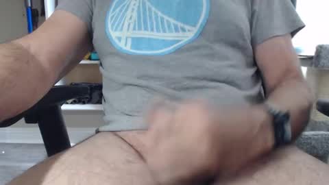 SingleMaleCA online show from April 30, 3:39 pm