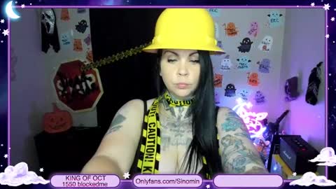 Snapshot of sinominx chatting on October 25, 2:45 am Sinomin online show from October 25, 2:45 am