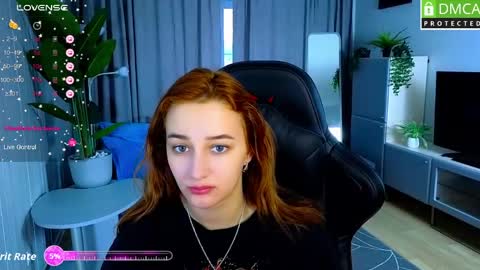 Sinty Noria online show from March 23, 1:10 am