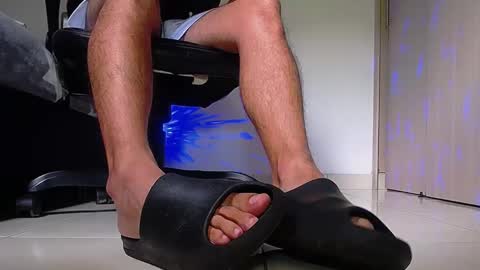 Snapshot of sir_kev66 chatting on September 19, 8:56 pm only foot                         worshipers here online show from September 19, 8:56 pm